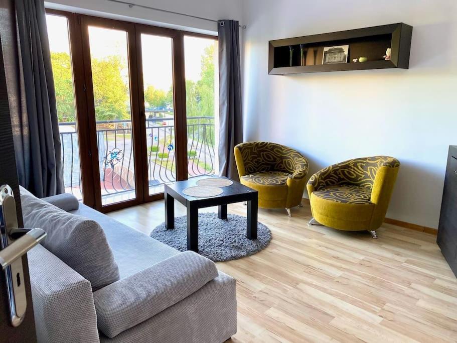 吉日茨科Piekny Apartament Z Widokiem Na Jezioro Niegocin公寓 外观 照片